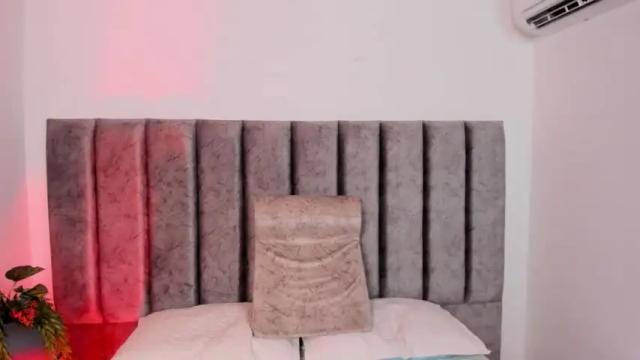 Image 11 of samanthasmith__ Stream on Chaturbate on 16 months ago