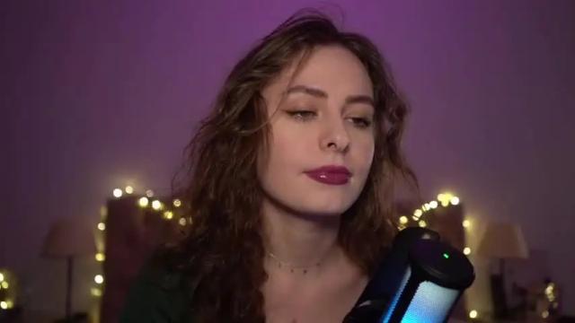 Image 10 of samanthavixen Stream on Chaturbate on 18 months ago