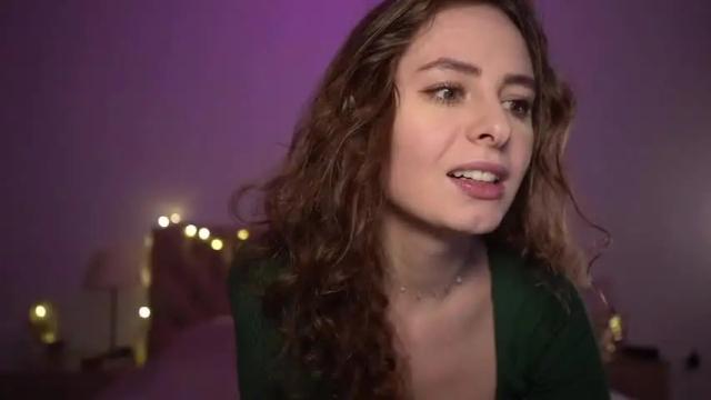Image 2 of samanthavixen Stream on Chaturbate on 18 months ago
