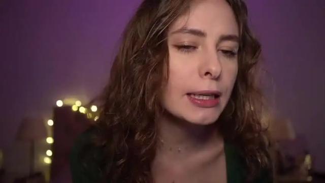 Image 4 of samanthavixen Stream on Chaturbate on 18 months ago