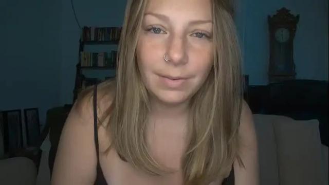 Image 10 of samanthaxdamian Stream on Chaturbate on 1 month ago