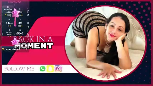 Image 7 of samantrak_love Stream on Chaturbate on 16 days ago