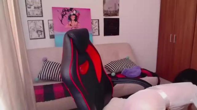 Image 7 of samantx Stream on Chaturbate on 17 months ago