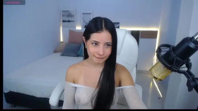 Image 6 of samara18_18 Stream on Chaturbate on 20 months ago