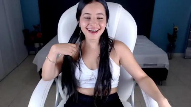 Image 6 of samara18_18 Stream on Chaturbate on 20 months ago