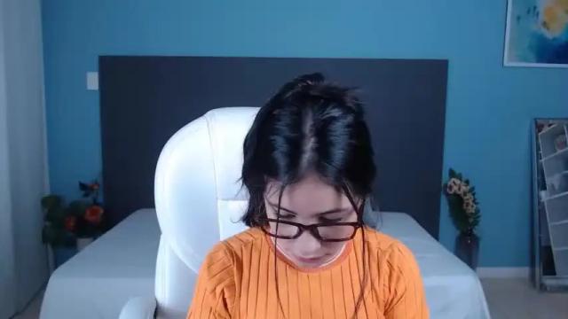 Image 11 of samara18_18 Stream on Chaturbate on 19 months ago
