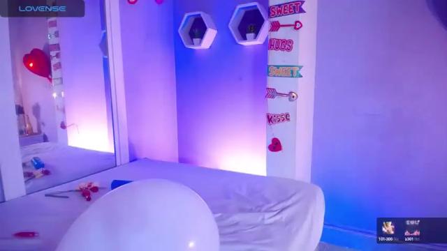 Image 7 of samaraa_lopezz Stream on Chaturbate on 15 months ago