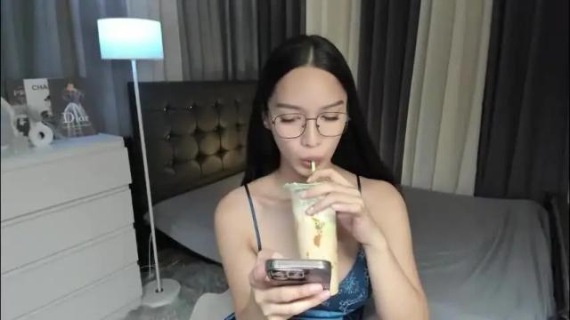Image 2 of samarablaire Stream on Chaturbate on 2 months ago