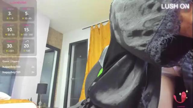 Image 7 of samarha_xue Stream on Chaturbate on 11 hours ago
