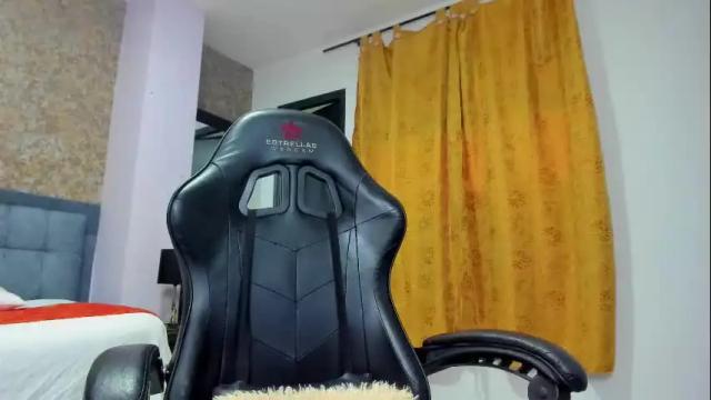 Image 8 of samarha_xue Stream on Chaturbate on 26 days ago