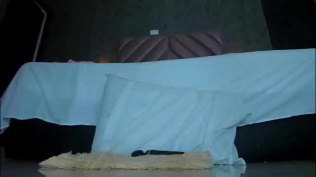 Image 4 of samarha_xue Stream on Chaturbate on 28 days ago