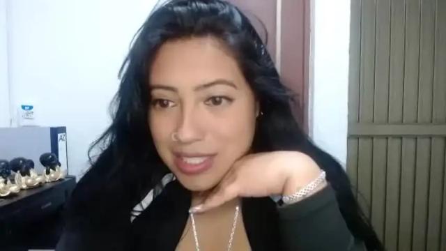 Image 11 of sami_cutte Stream on Chaturbate on 26 days ago