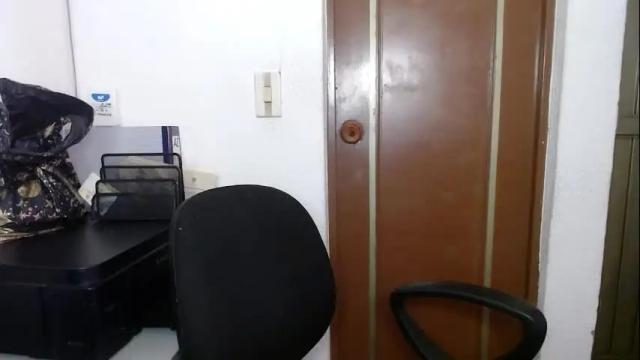 Image 10 of sami_cutte Stream on Chaturbate on 3 months ago