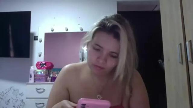 Image 6 of sami_hot10 Stream on Chaturbate on 21 months ago