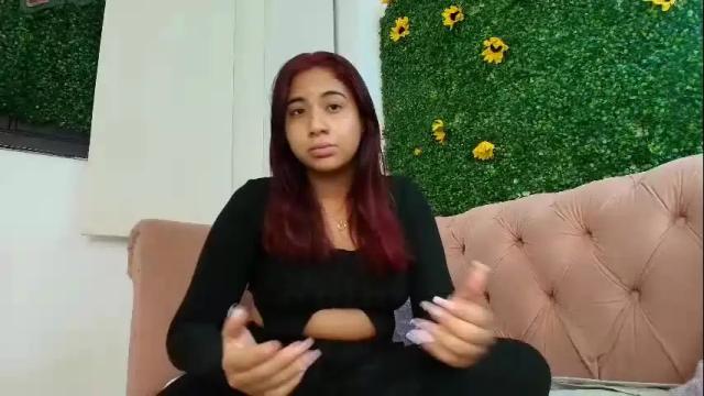 Image 3 of samia_angulo Stream on Chaturbate on 27 days ago