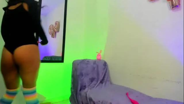 Image 8 of samikiulers Stream on Chaturbate on 21 days ago