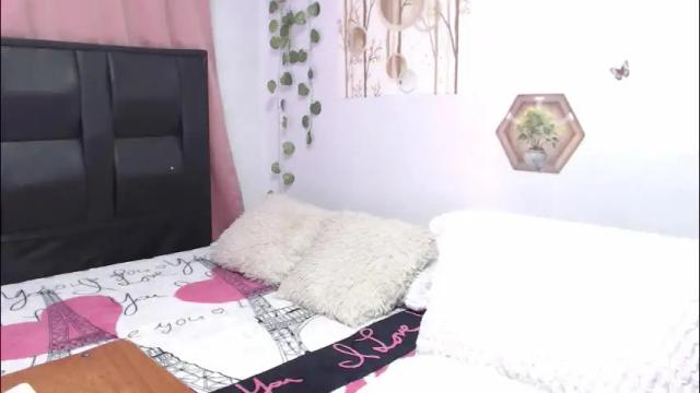 Image 2 of samira_lennox Stream on Chaturbate on 1 month ago