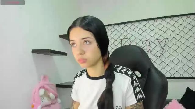 Image 2 of sammi_sweet_ Stream on Chaturbate on 1 month ago