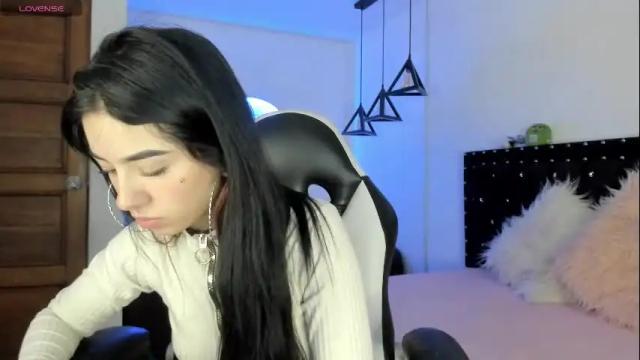 Image 11 of sammi_sweet_ Stream on Chaturbate on 1 month ago