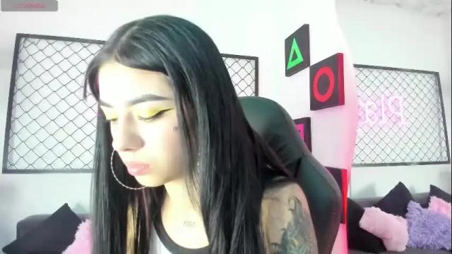 Image 10 of sammi_sweet_ Stream on Chaturbate on 1 month ago