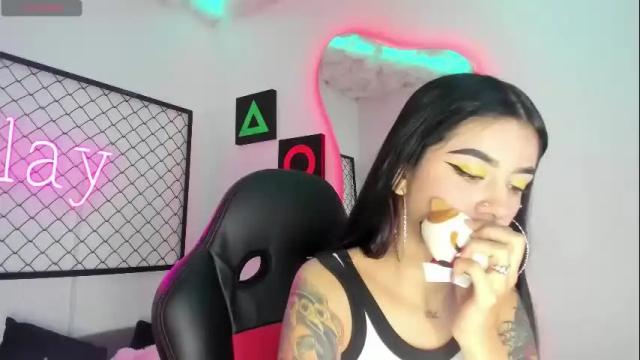 Image 3 of sammi_sweet_ Stream on Chaturbate on 1 month ago