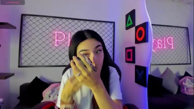 Image 8 of sammi_sweet_ Stream on Chaturbate on 1 month ago