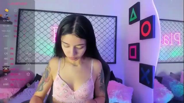 Image 4 of sammi_sweet_ Stream on Chaturbate on 27 days ago
