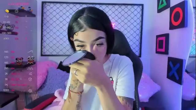 Image 12 of sammi_sweet_ Stream on Chaturbate on 26 days ago