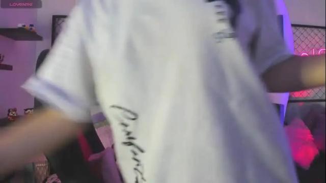 Image 3 of sammi_sweet_ Stream on Chaturbate on 25 days ago