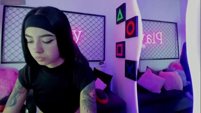 Image 3 of sammi_sweet_ Stream on Chaturbate on 15 days ago