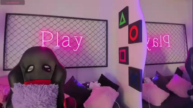 Image 3 of sammi_sweet_ Stream on Chaturbate on 13 days ago