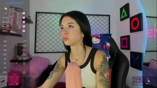 Image 10 of sammi_sweet_ Stream on Chaturbate on 6 days ago
