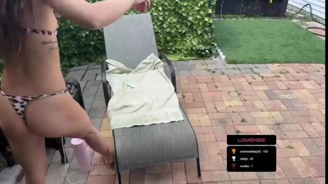 Image 3 of sammielove1169 Stream on Chaturbate on 14 months ago