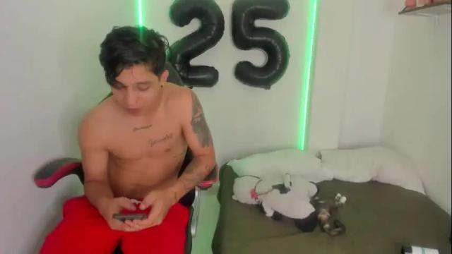 Image 8 of sammy_and_mike_ls Stream on Chaturbate on 3 days ago