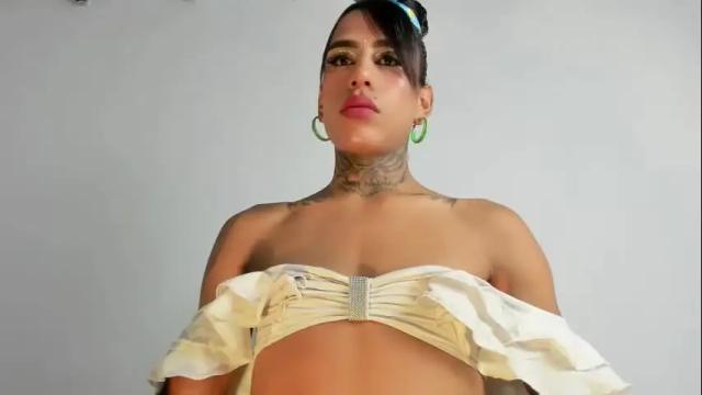Image 2 of sammy_exotic Stream on Chaturbate on 26 days ago