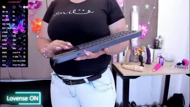 Image 4 of sammy_mature_ Stream on Chaturbate on 1 month ago
