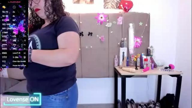 Thumbnail 1, sammy_mature_'s Stream at Chaturbate, 1 month ago