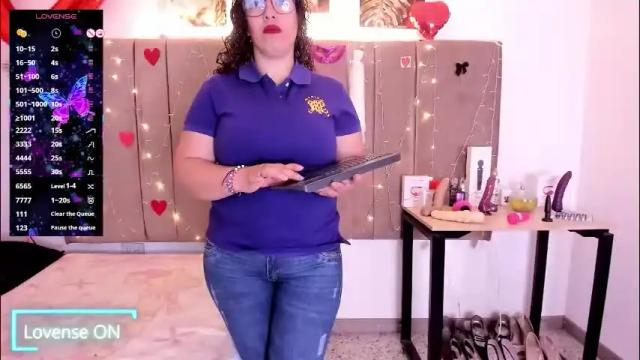 Image 2 of sammy_mature_ Stream on Chaturbate on 1 month ago