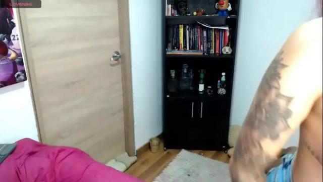 Image 7 of sammy_pinkd Stream on Chaturbate on 2 months ago