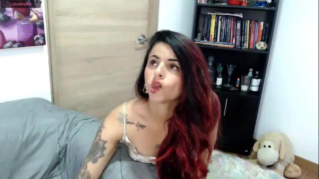 Image 2 of sammy_pinkd Stream on Chaturbate on 1 month ago