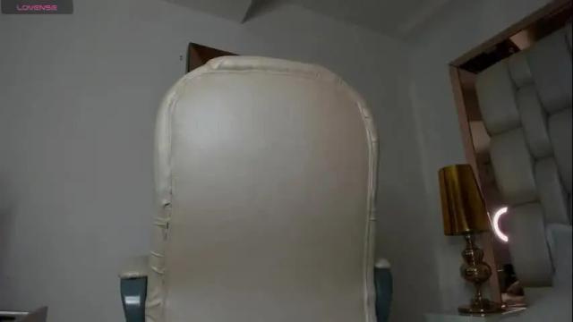 Image 3 of sammy_rios Stream on Chaturbate on 1 month ago