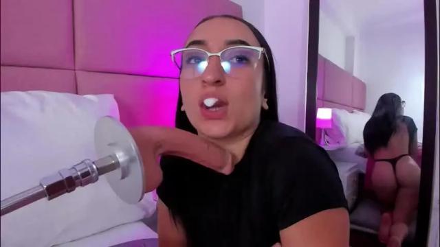 Image 8 of sammymorales Stream on Chaturbate on 2 months ago