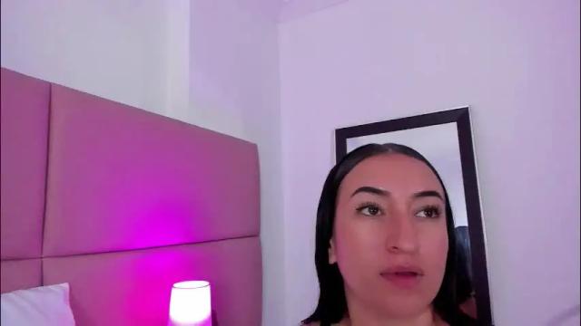 Image 7 of sammymorales Stream on Chaturbate on 1 month ago
