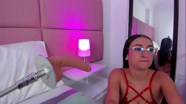 Image 2 of sammymorales Stream on Chaturbate on 27 days ago