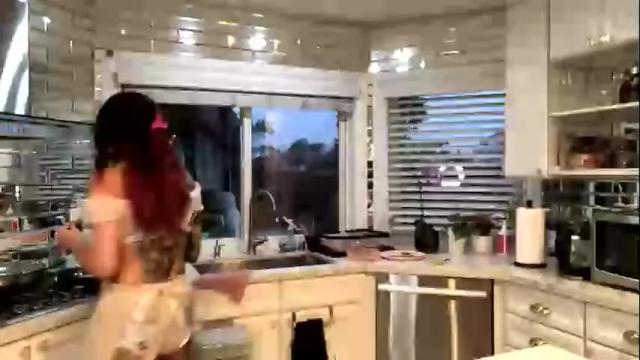 Image 2 of sammyravenwood Stream on Chaturbate on 5 months ago