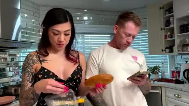 Image 10 of sammyravenwood Stream on Chaturbate on 2 months ago