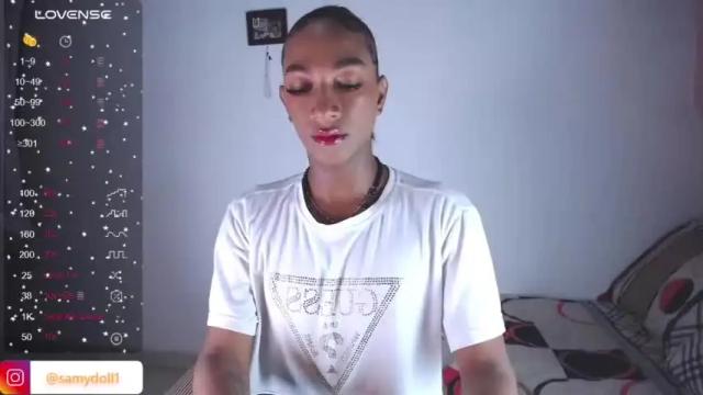Image 2 of samny_doll369 Stream on Chaturbate on 15 months ago