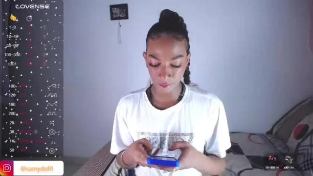 Image 6 of samny_doll369 Stream on Chaturbate on 15 months ago