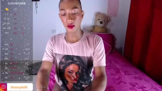 Image 2 of samny_doll369 Stream on Chaturbate on 15 months ago