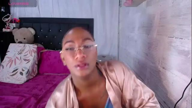 Image 8 of samny_doll369 Stream on Chaturbate on 15 days ago